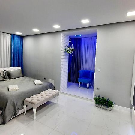 Puskin Close To Stefan Cel Mare Chişinǎu Buitenkant foto
